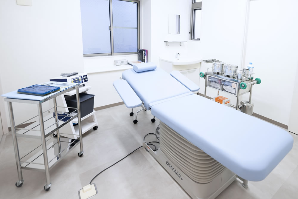 診察処置ベッド